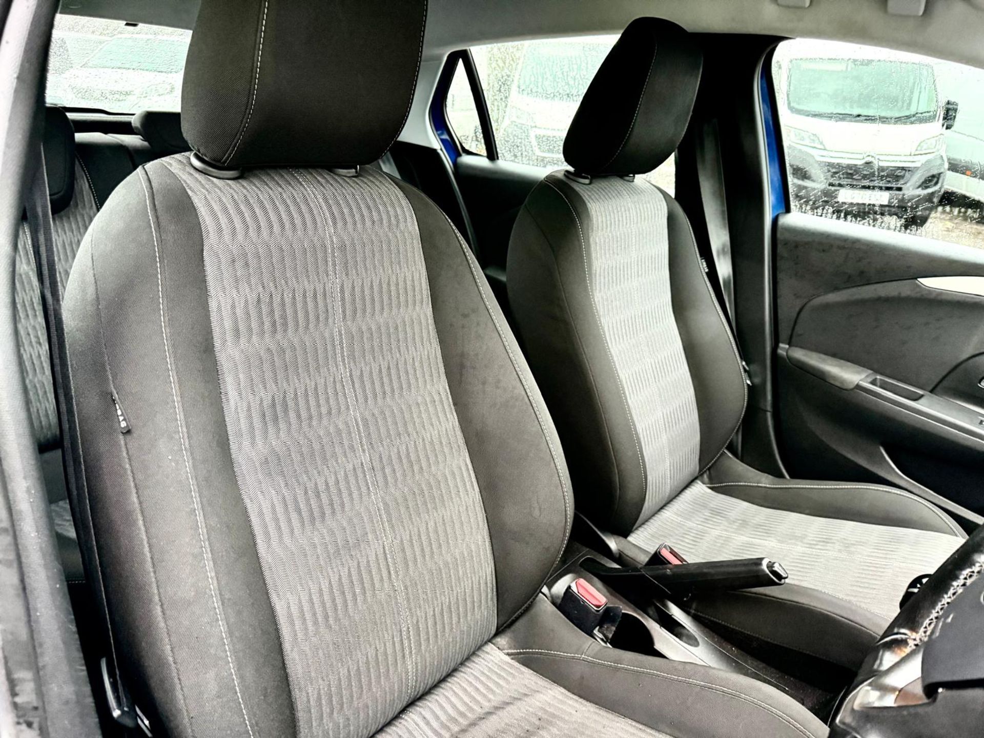 **ON SALE**Vauxhall Corsa SE Premium 1.5 Turbo 2020 '70 Reg' - A/C - ULEZ Compliant - Image 10 of 19