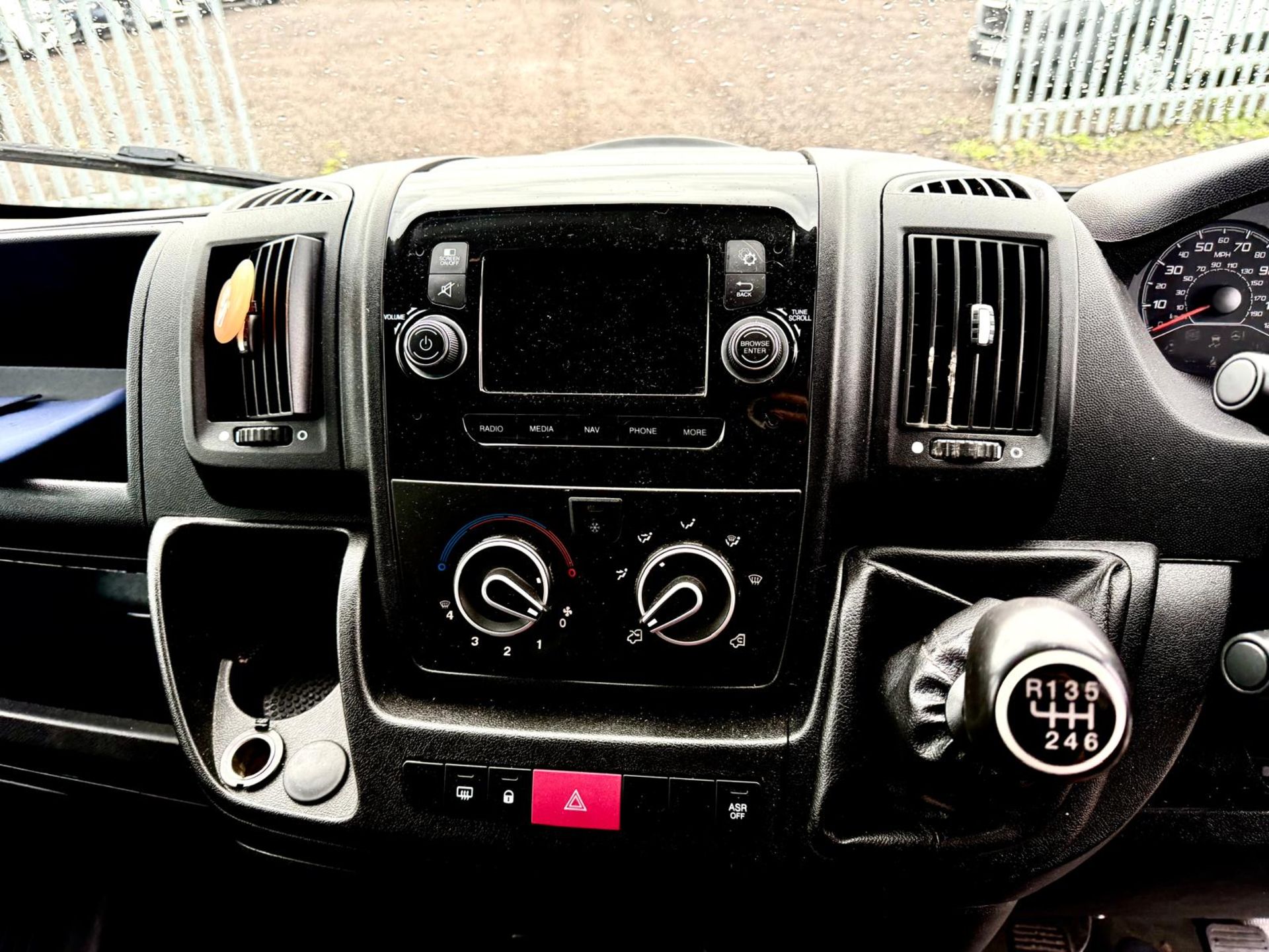 **ON SALE** Peugeot Boxer Professional 2.2 BlueHDI L4 H2 2019 '69 Reg' - ULEZ Compliant - A/C - Navi - Image 11 of 17