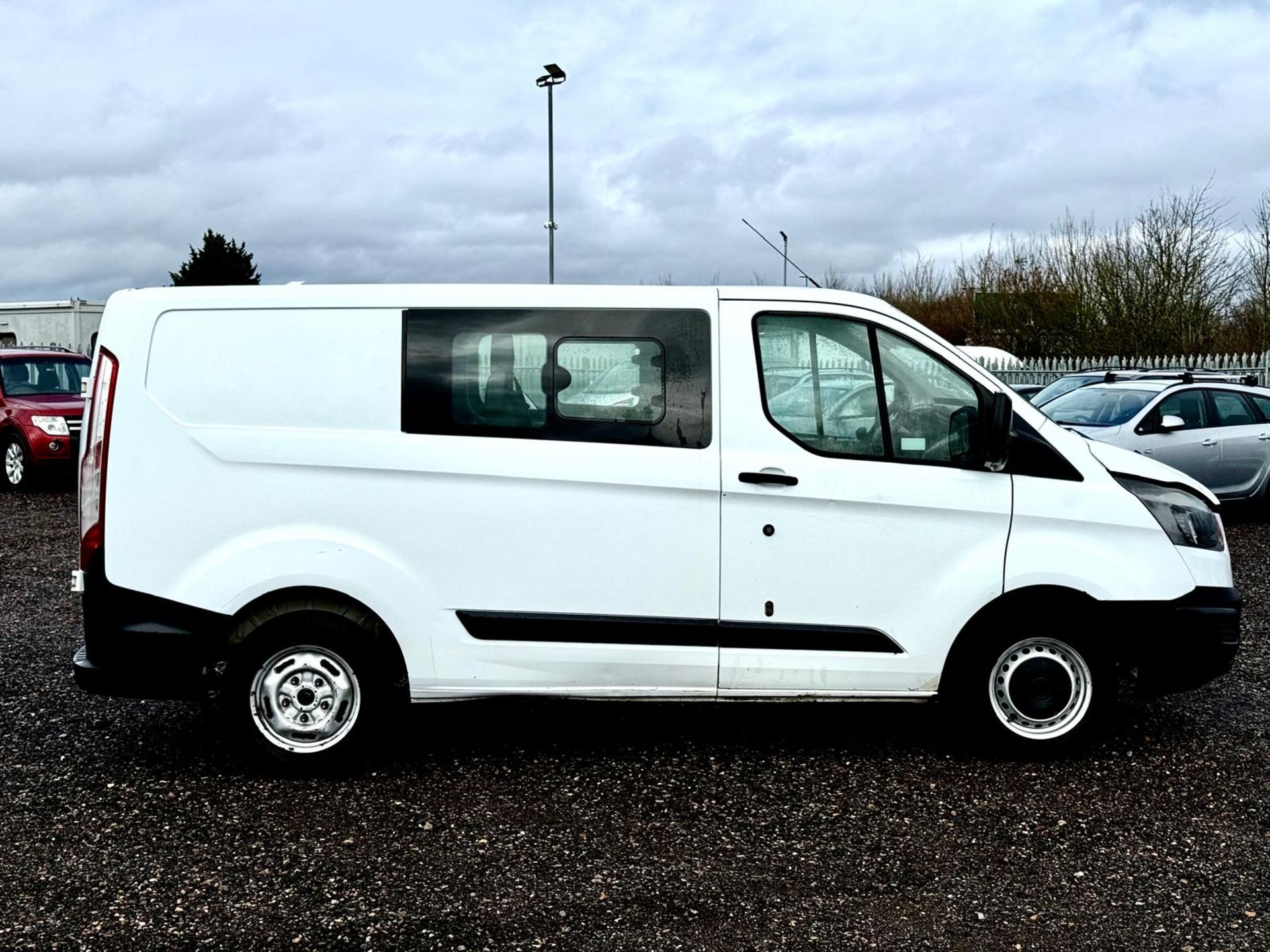 Ford Transit Custom 2.2 TDCI 100 270 L1 H1 CrewCab 2016 '16 Reg' 6 Seats - Image 8 of 16