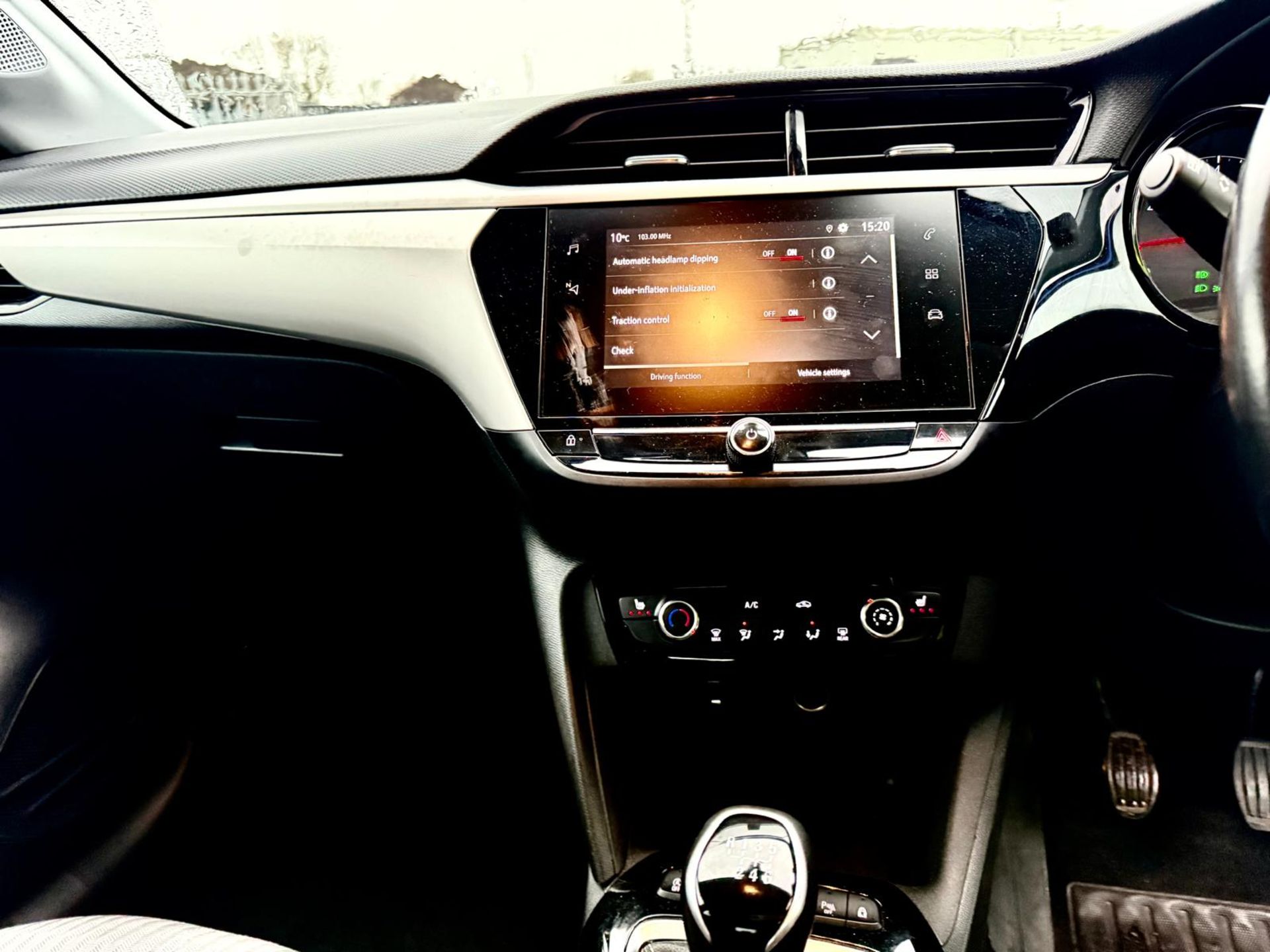 **ON SALE**Vauxhall Corsa SE Premium 1.5 Turbo 2020 '70 Reg' - A/C - ULEZ Compliant - Image 17 of 19