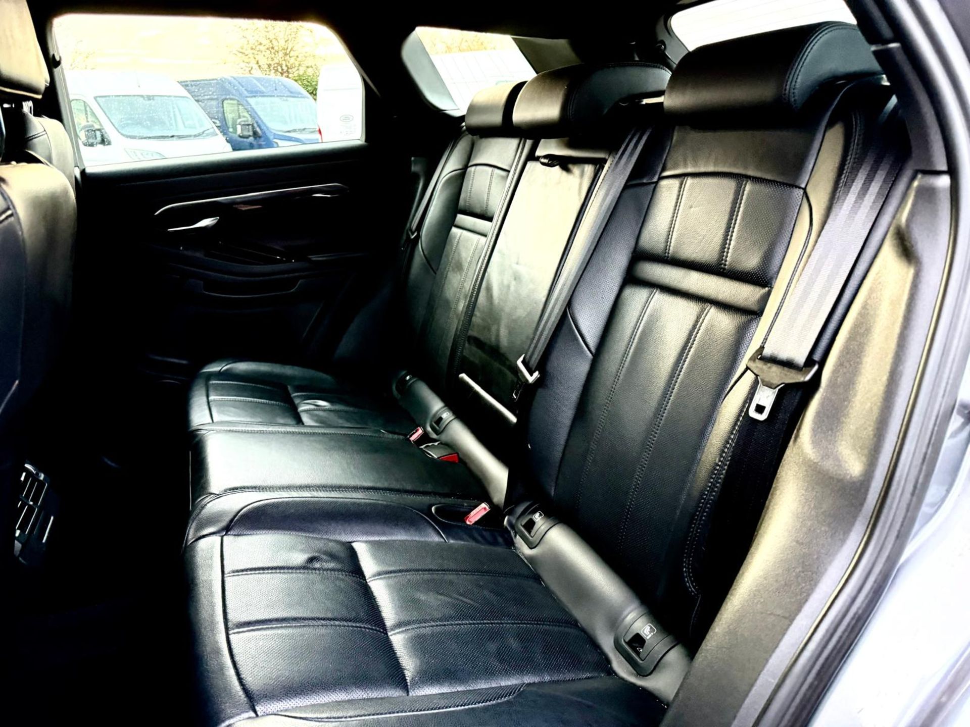 Land Rover Range Rover Evoque R Dynamic S P300E 2022 '71 Reg' - A/C - Sat Nav - ULEZ Comp - Image 15 of 20