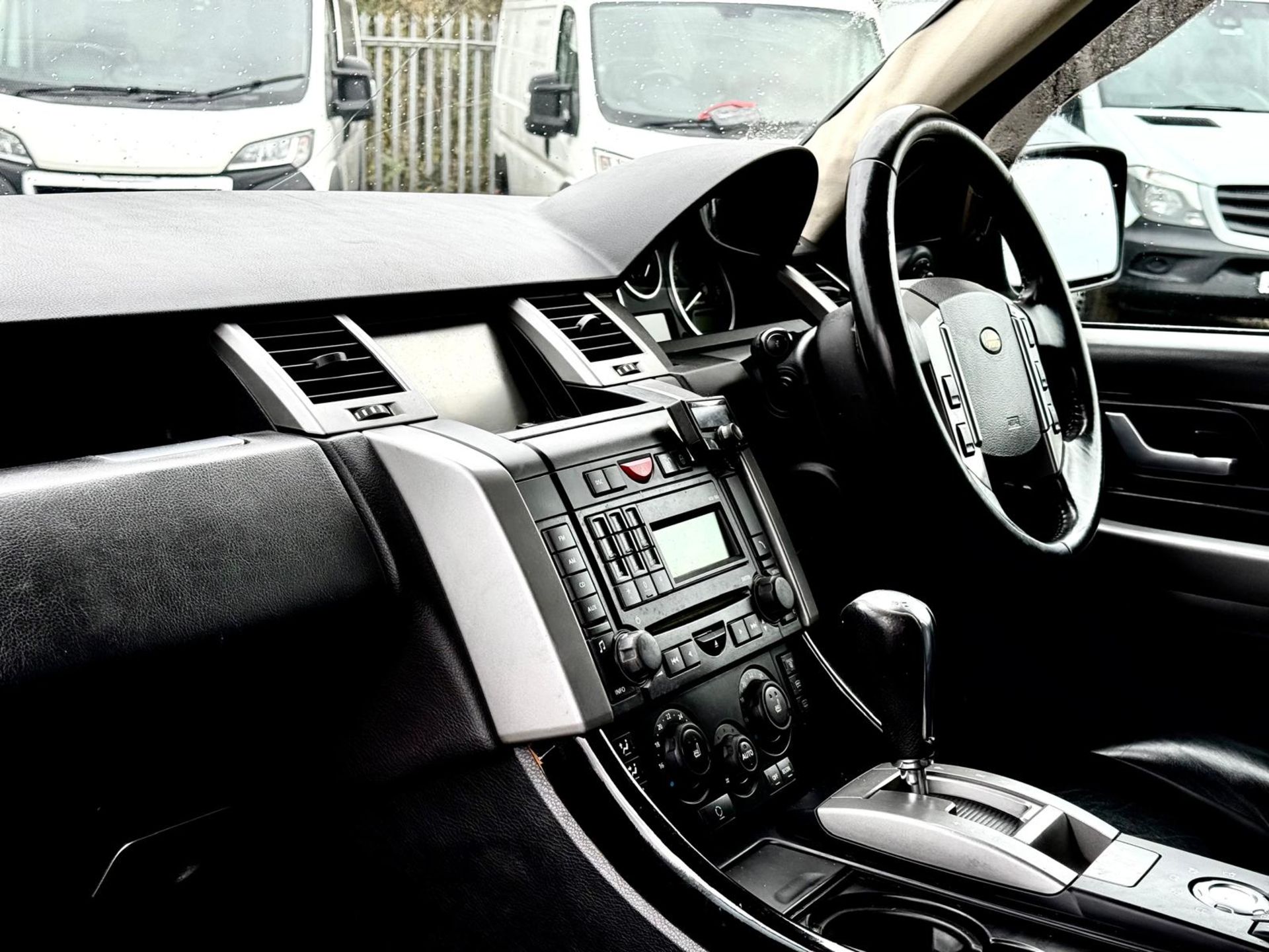 Land Rover Range Rover Sport 2.7 TDV6 SE 2009 '09 Reg' Sat Nav - A/C - 4WD - Image 9 of 18