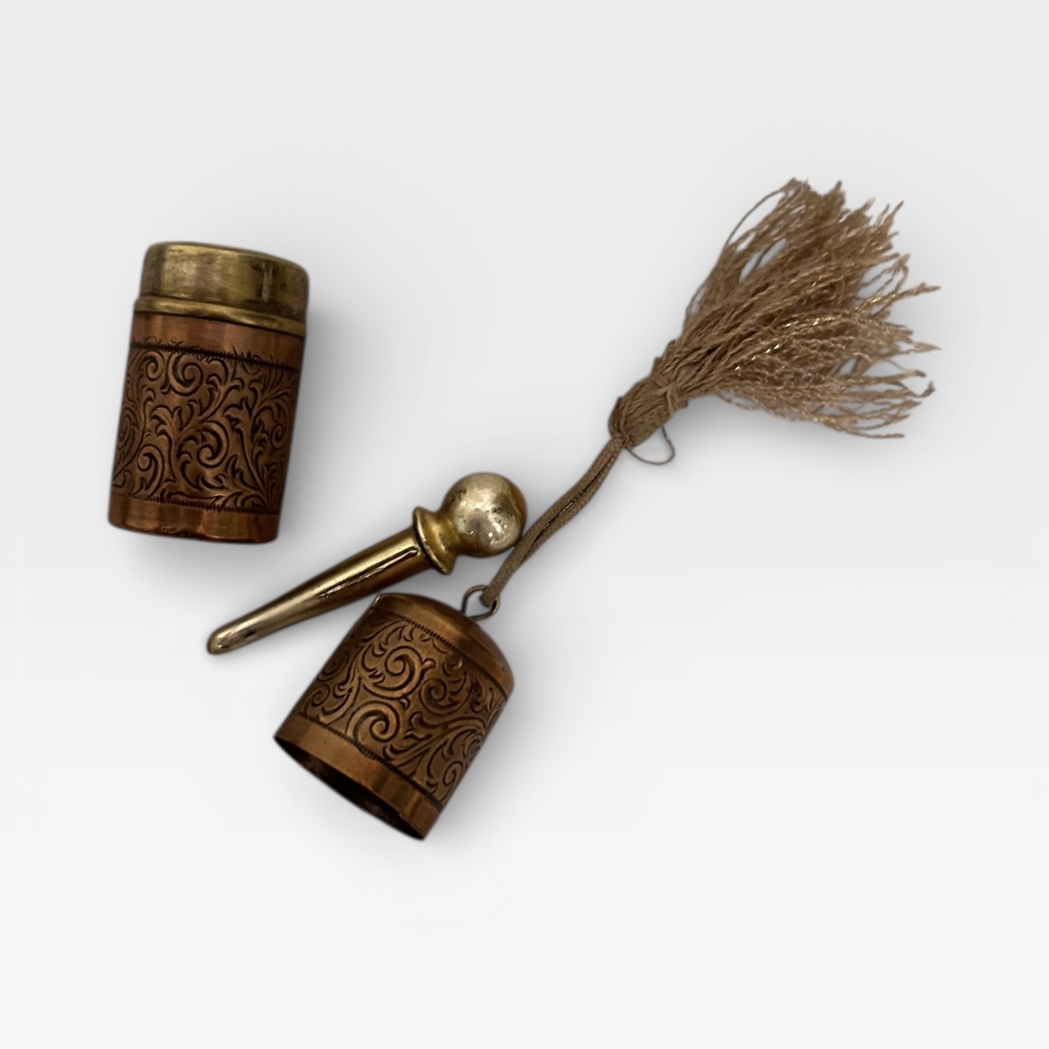 A selection of scent bottles, to include a tagua nut scent bottle, two painted glass long phials/sce - Image 5 of 5