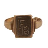 A 9ct gold monogrammed signet ring (cut), 3.48g.
