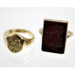 A Gentlemen's 9ct Gold Signet Ring