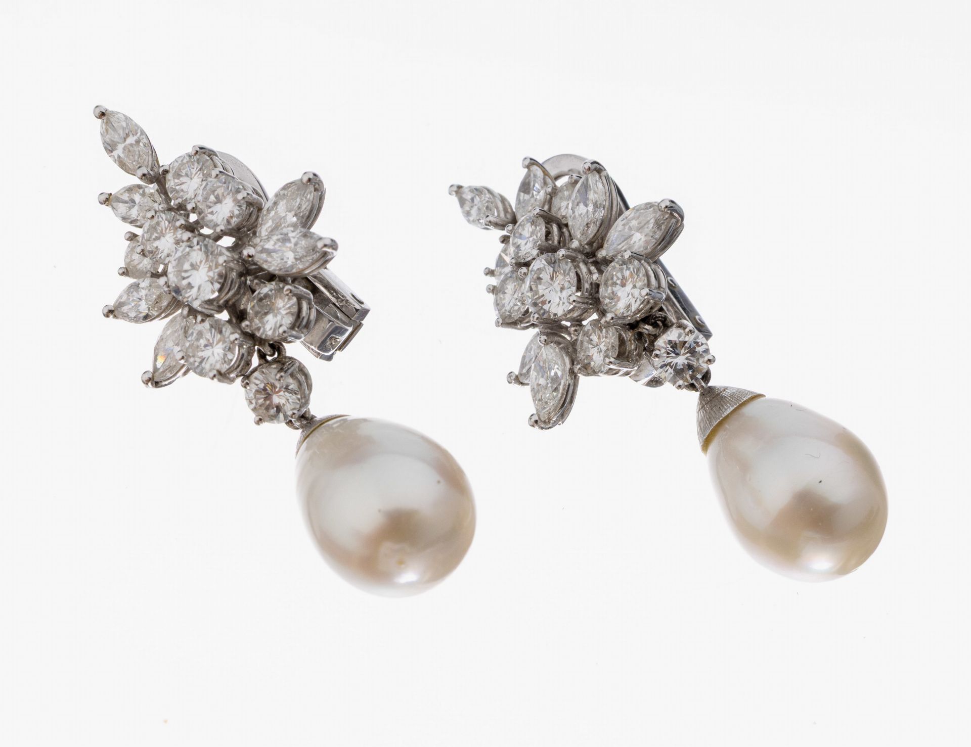 Paar 18 kt Gold Diamant-Perl-Ohrstecker, WG750/000,