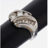 14 kt Gold Diamant-Ring, WG 585/000, 3 Brillanten und 6
