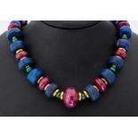 Farbstein-Designercollier, Zwischenrondelleund Schließe GG