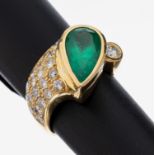 18 kt Gold Smaragd-Brillant-Ring, GG 750/000, massive
