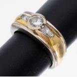 18 kt Gold Diamant-Ring, GG/WG 750/000, mittig Brillant