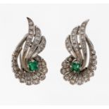 Paar 18 kt Gold Smaragd-Diamant-Ohrclips, WG 750/000,