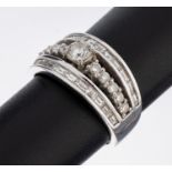 18 kt Gold Diamant-Ring, WG 750/000, dreigeteilter