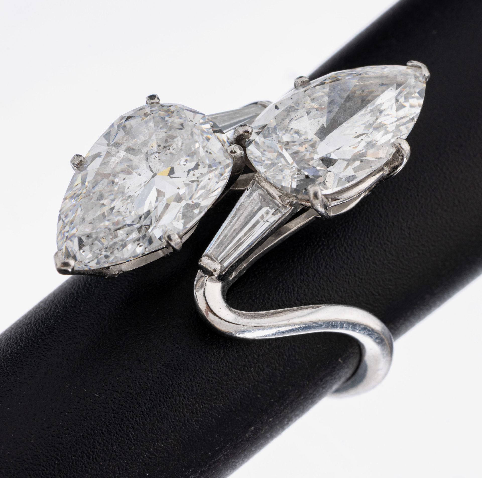 Platin Diamant-Ring, Platin 950/000, 1 Diamant-Tropfen