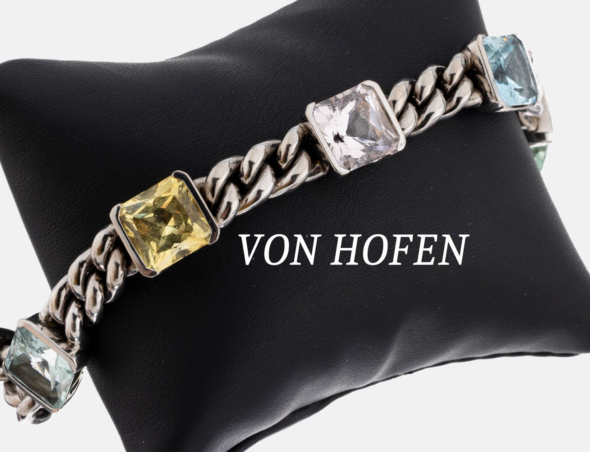 18 kt Gold Farbstein-Armband, WG 750/000, schwere massive