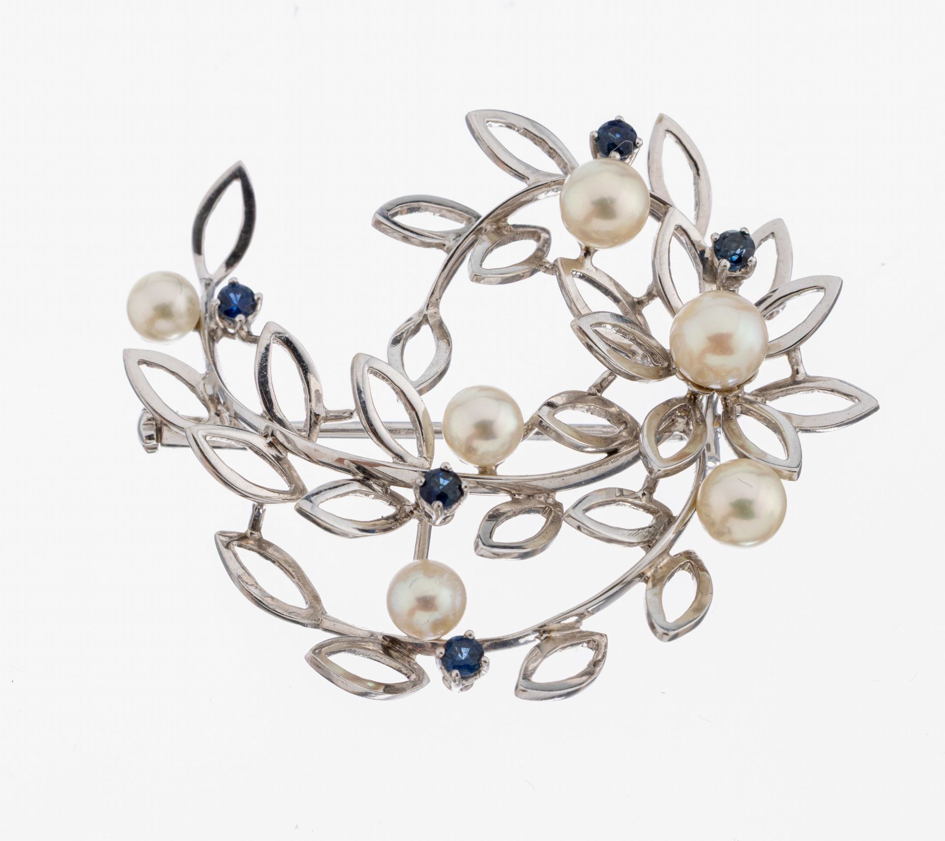 18 kt Gold Saphir-Perl-Brosche, 1960er Jahre, WG 750/000,