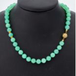 Chrysopras-Collier mit 14 kt Gold Kugelschließe, GG