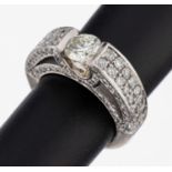 18 kt Gold Brillant-Ring, WG 750/000, außergewöhnliche