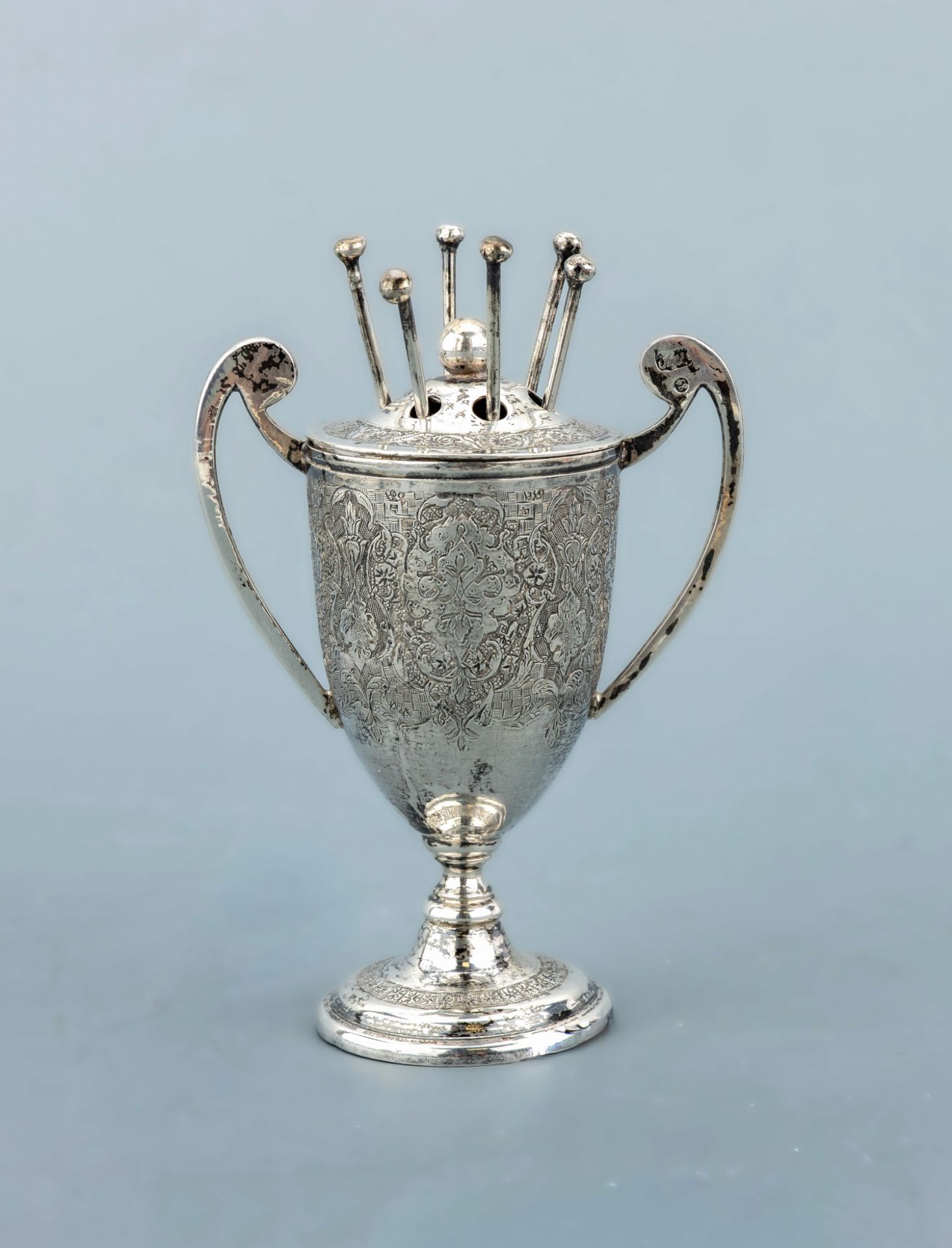 Cocktailspiess-Halter, Russland, wohl um 1880 -1910, 84er