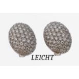 Paar 18 kt Gold LEICHT Brillant-Ohrstecker, WG 750/000,