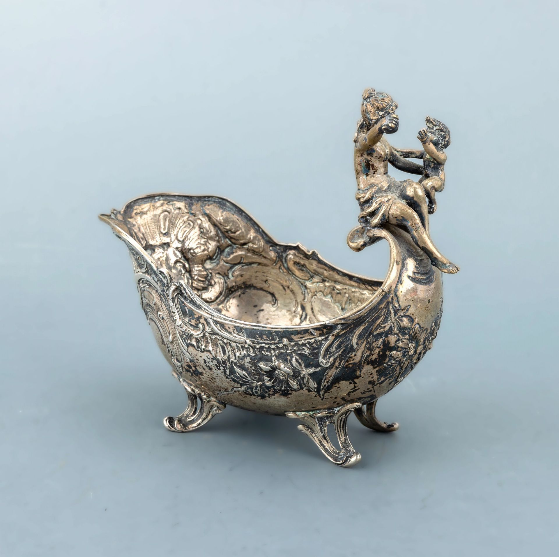 Kleine Jardiniere, deutsch, wohl Hanau, um 1890-1900,