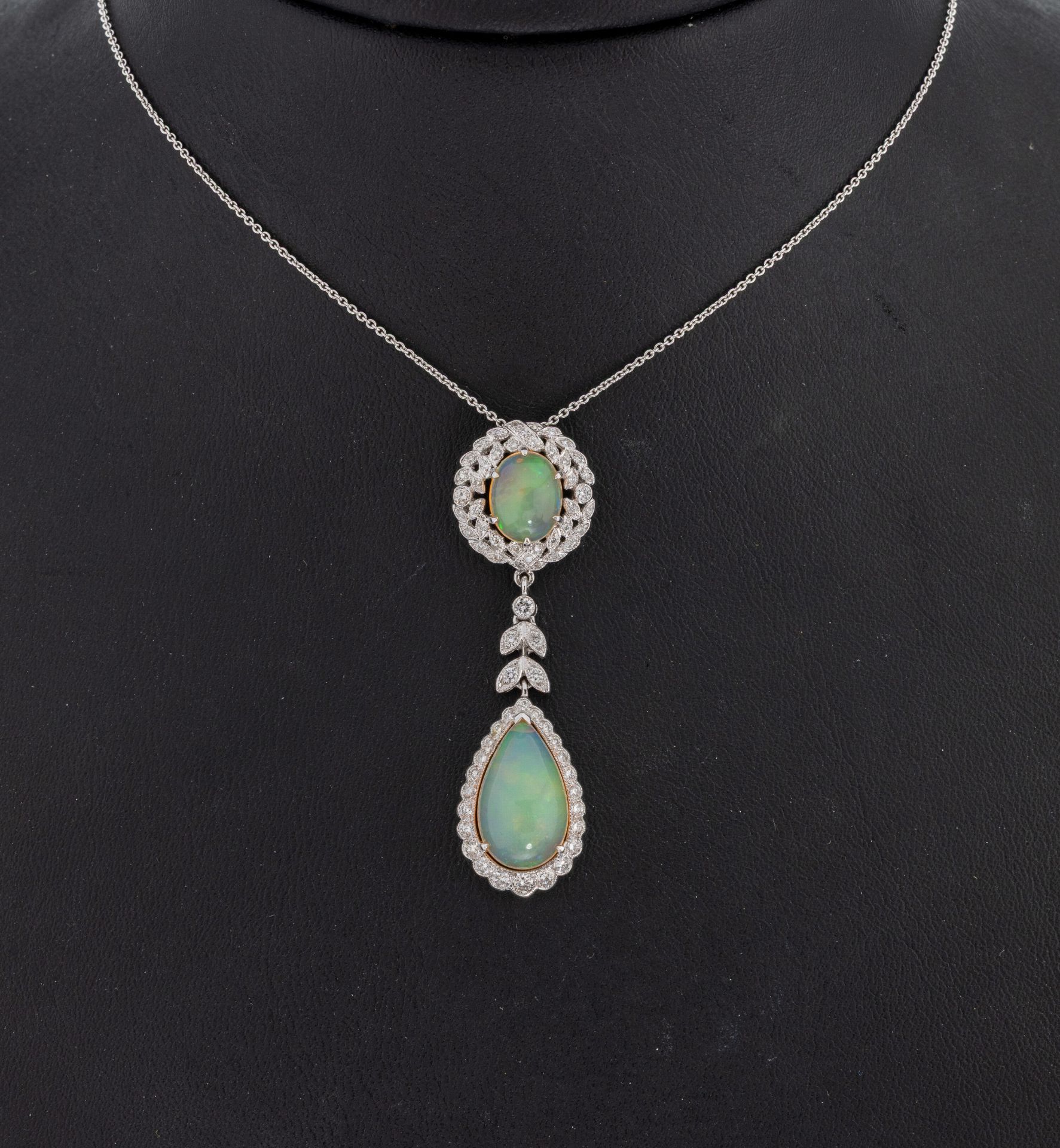 18 kt Gold Opal-Brillant-Collier, WG 750/000, Mittelteil