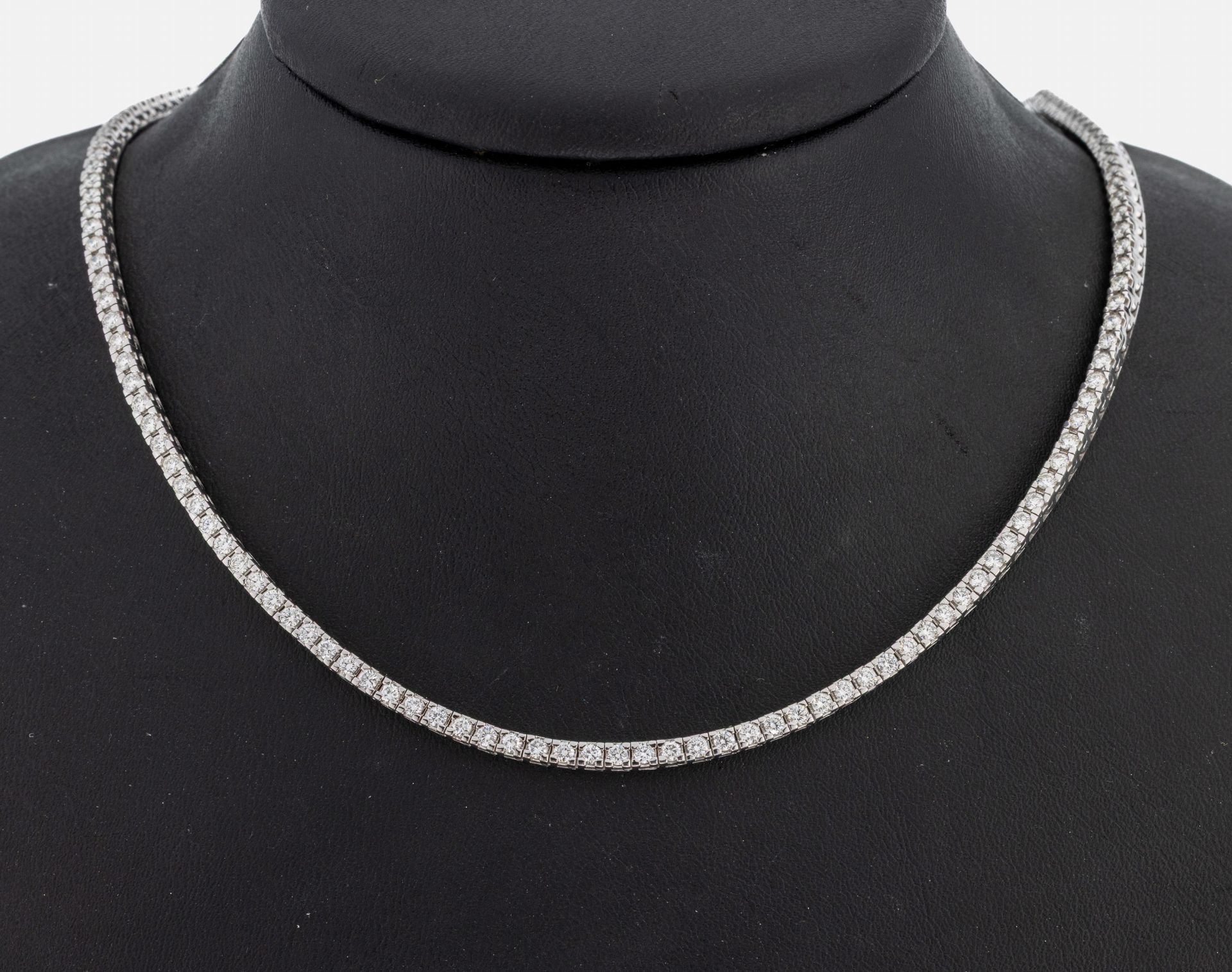 18 kt Gold Brillant-Collier, WG 750/000, 173 Brillanten