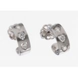 Paar 18 kt Gold Brillant-Ohrcreolen, WG 750/000, fein