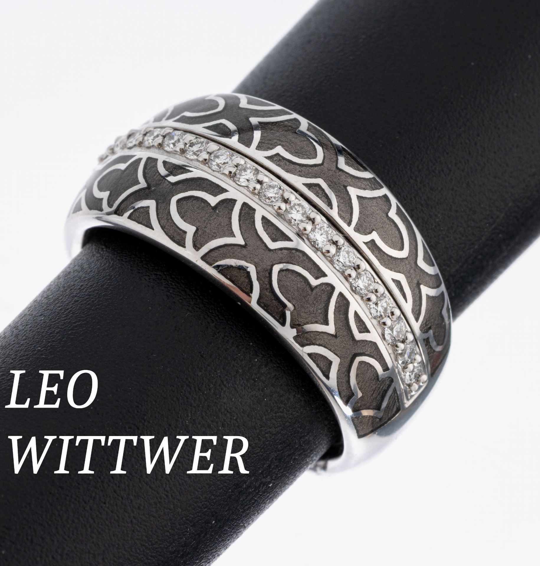 18 kt Gold LEO WITTWER Brillant-Ring, WG 750/000, graues