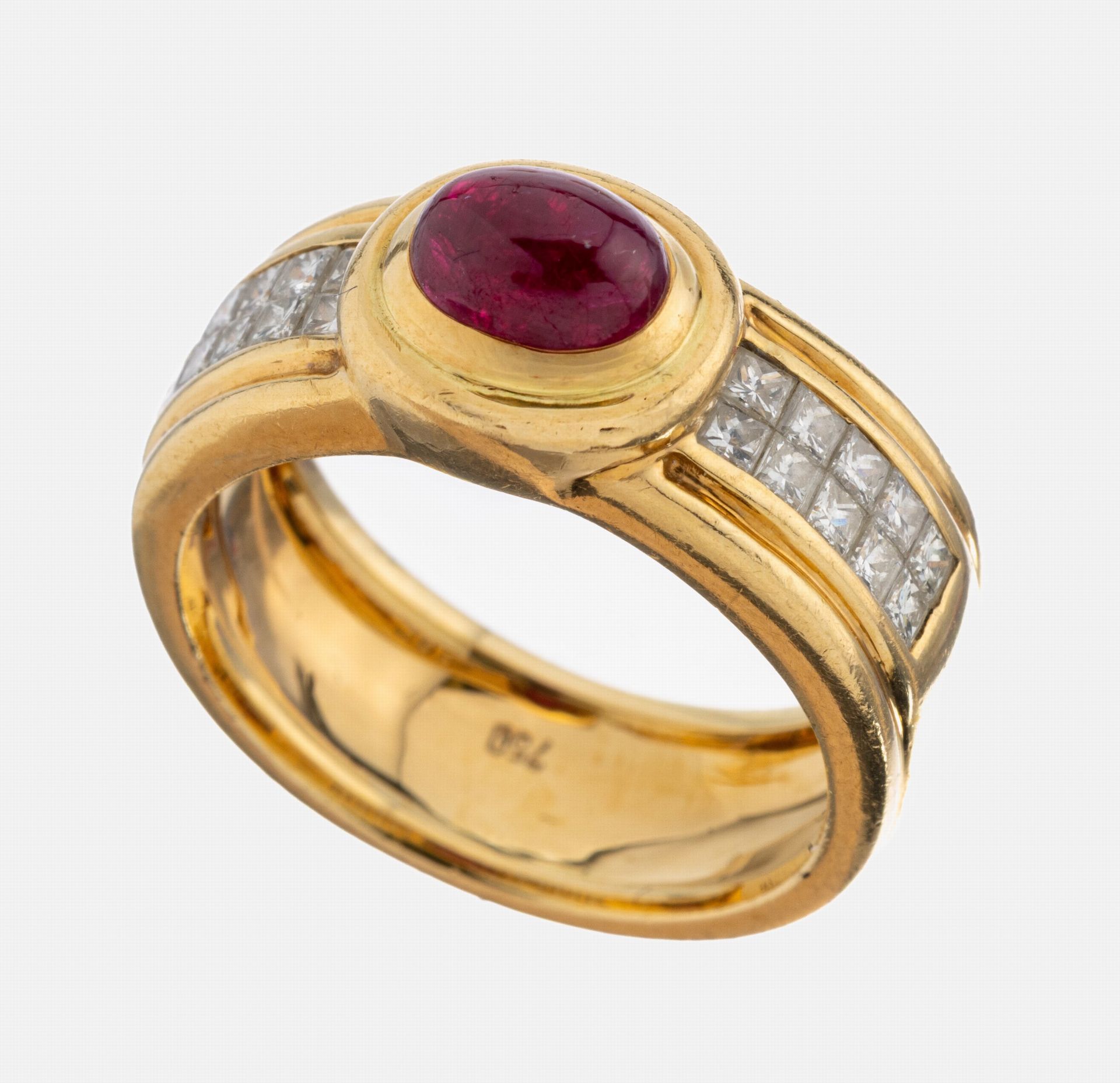 18 kt Gold Rubin-Diamant-Ring, GG 750/000, qualitätvolle