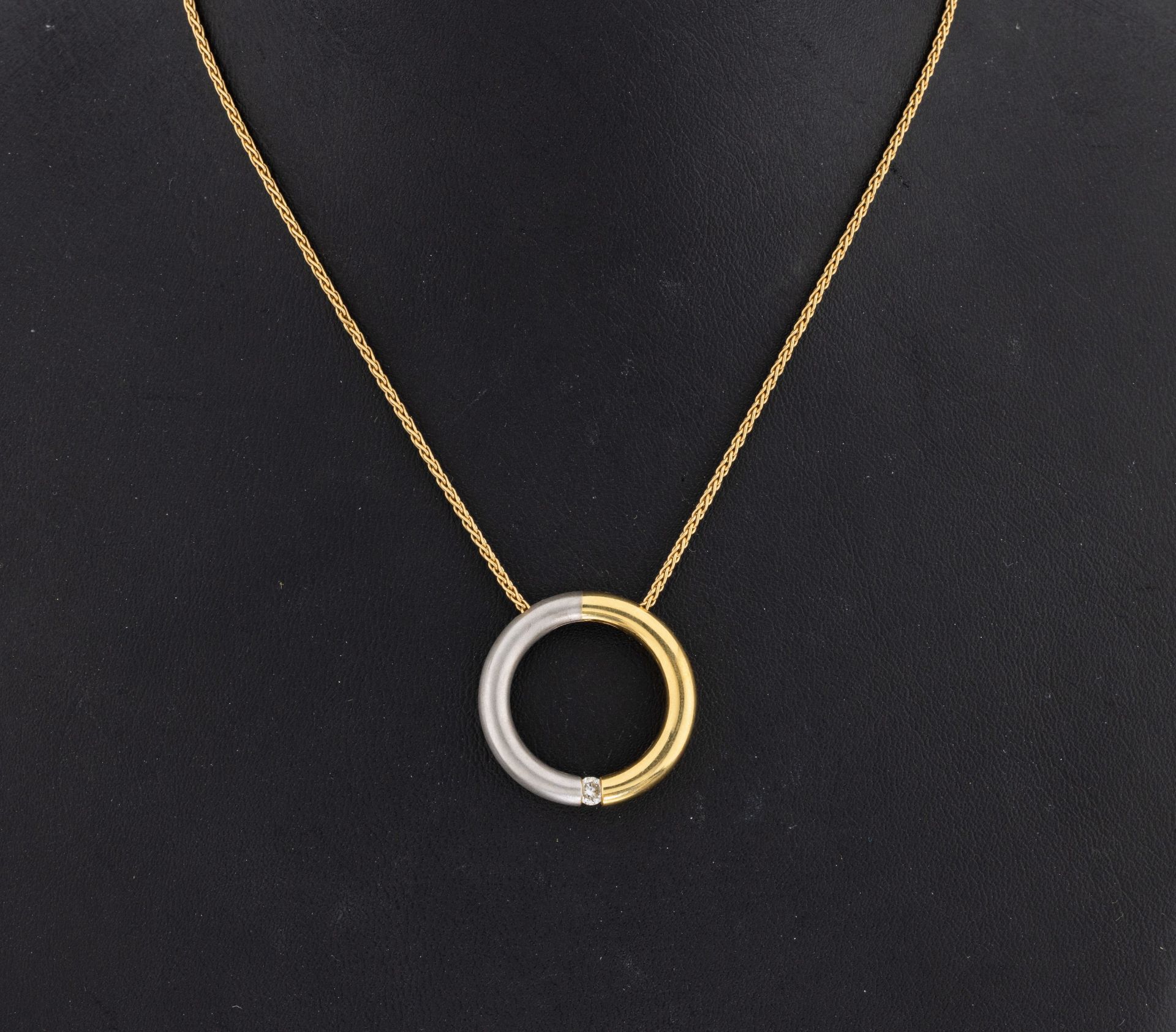 18 kt Gold Brillant-Anhänger, GG 750/000 und Platin,