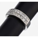 Platin Diamant-Ring, 18 Princesscut- Diamanten zus. ca.