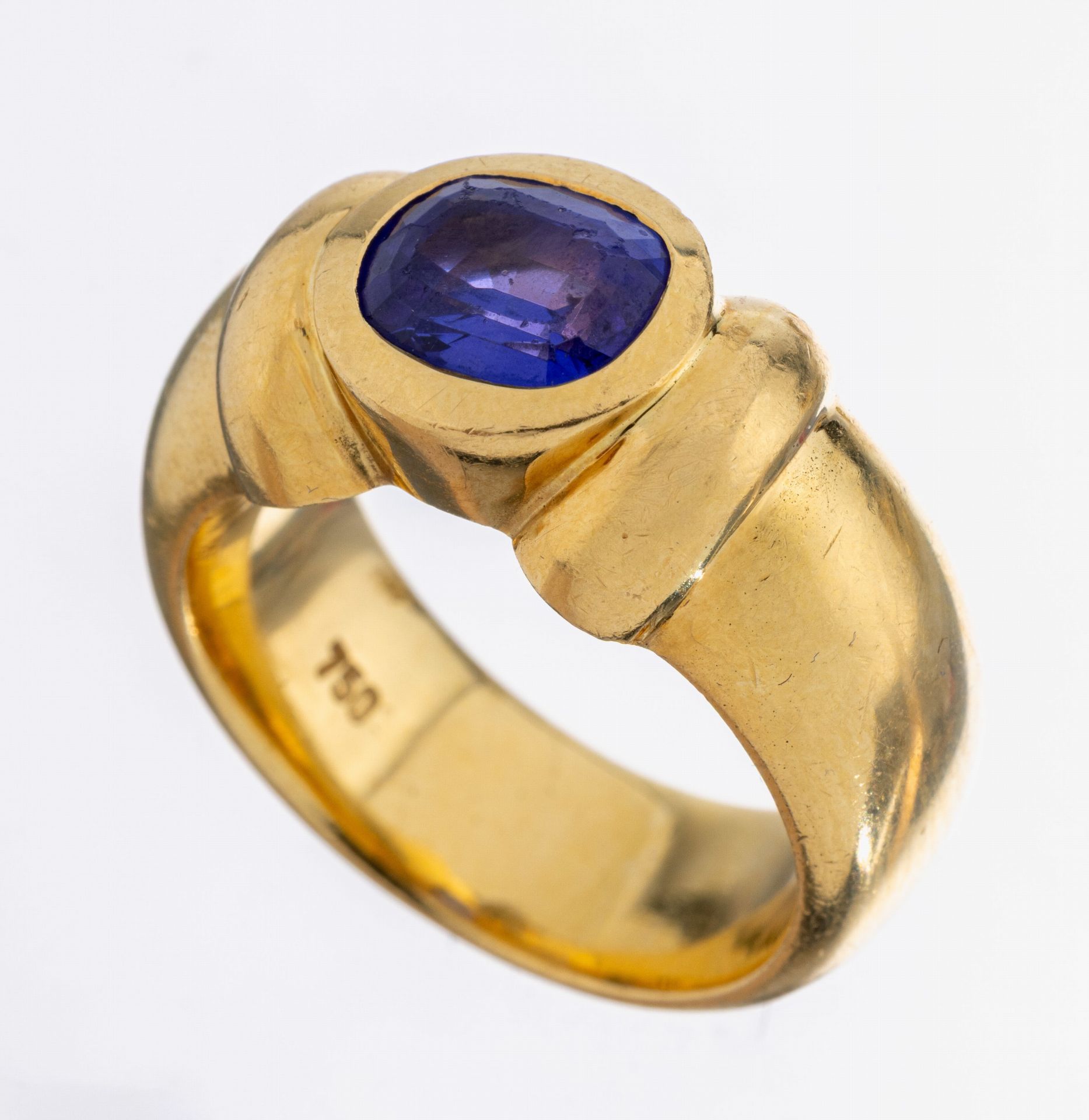 18 kt Gold Saphir-Ring, GG 750/000, schwerequalitätvolle