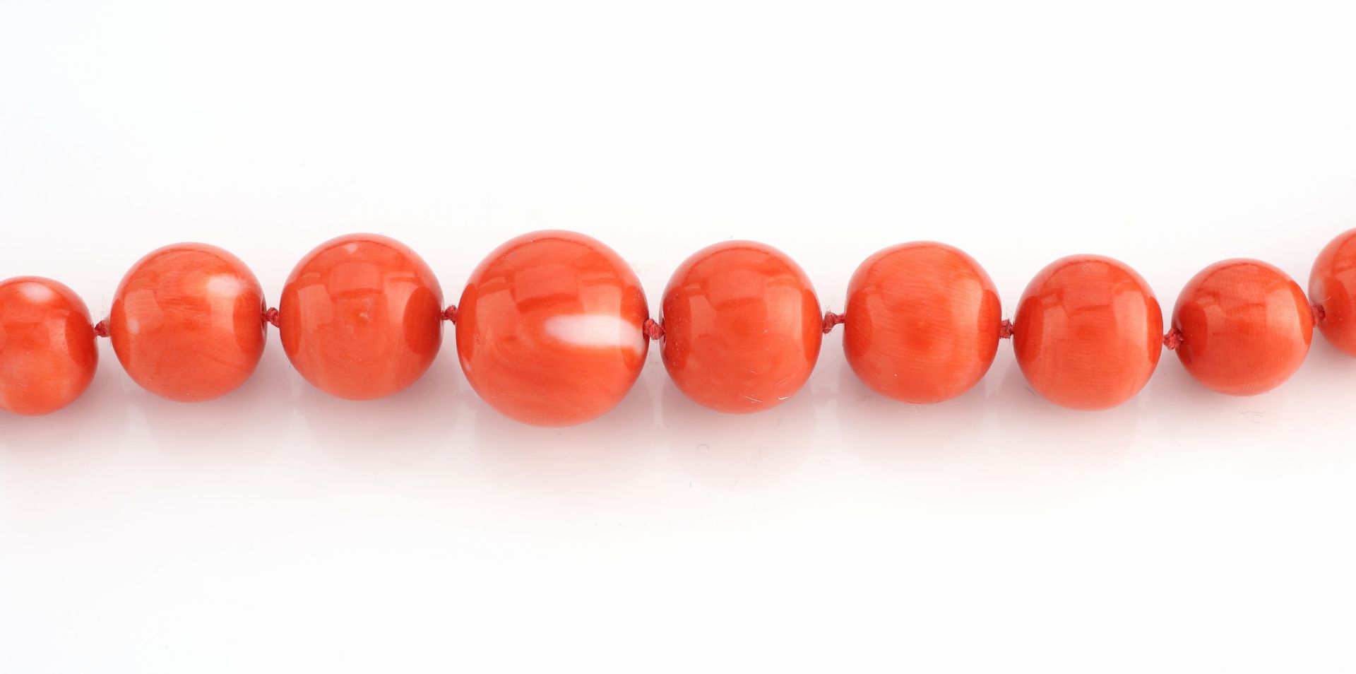 Korallen-Collier mit 14 kt Gold Schließe, GG 585/000, - Bild 4 aus 6