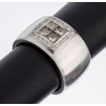 18 kt Gold Diamant-Ring, WG 750/000, 4 Diamantcarrees zus.