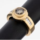 18 kt Gold Diamant-Ring, GG 750/000, mittigBrillant ca.