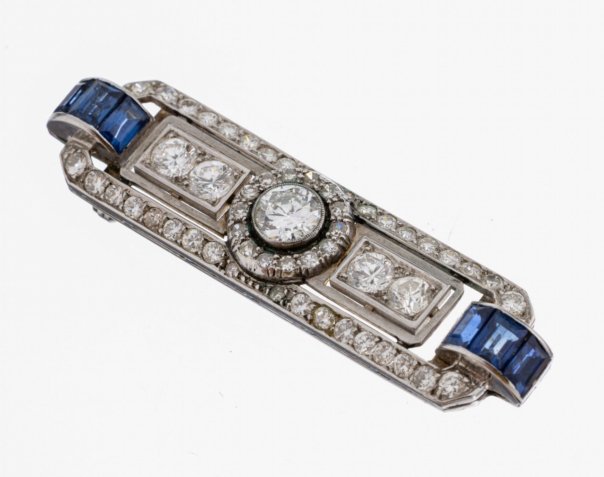18 kt Gold Art Deco Diamant-Saphir-Brosche, um1930, WG