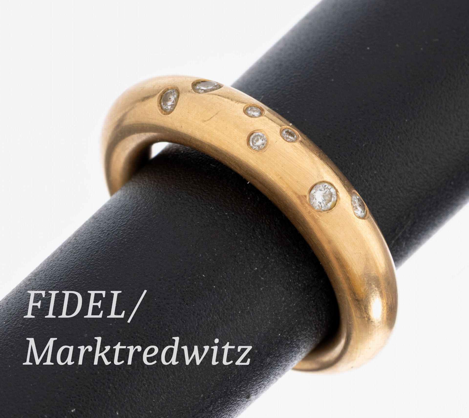 18 kt Gold Brillant-Ring, GG 750/000, 7 Brillanten zus.