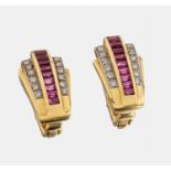 Paar 18 kt Gold Rubin-Brillant-Ohrclips, GG750/000,