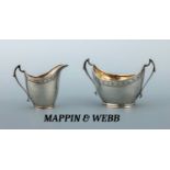 Sahnegießer und Zuckergefäß, MAPPIN & WEBB, Metall