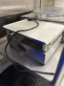 Chocolate Shaker Table