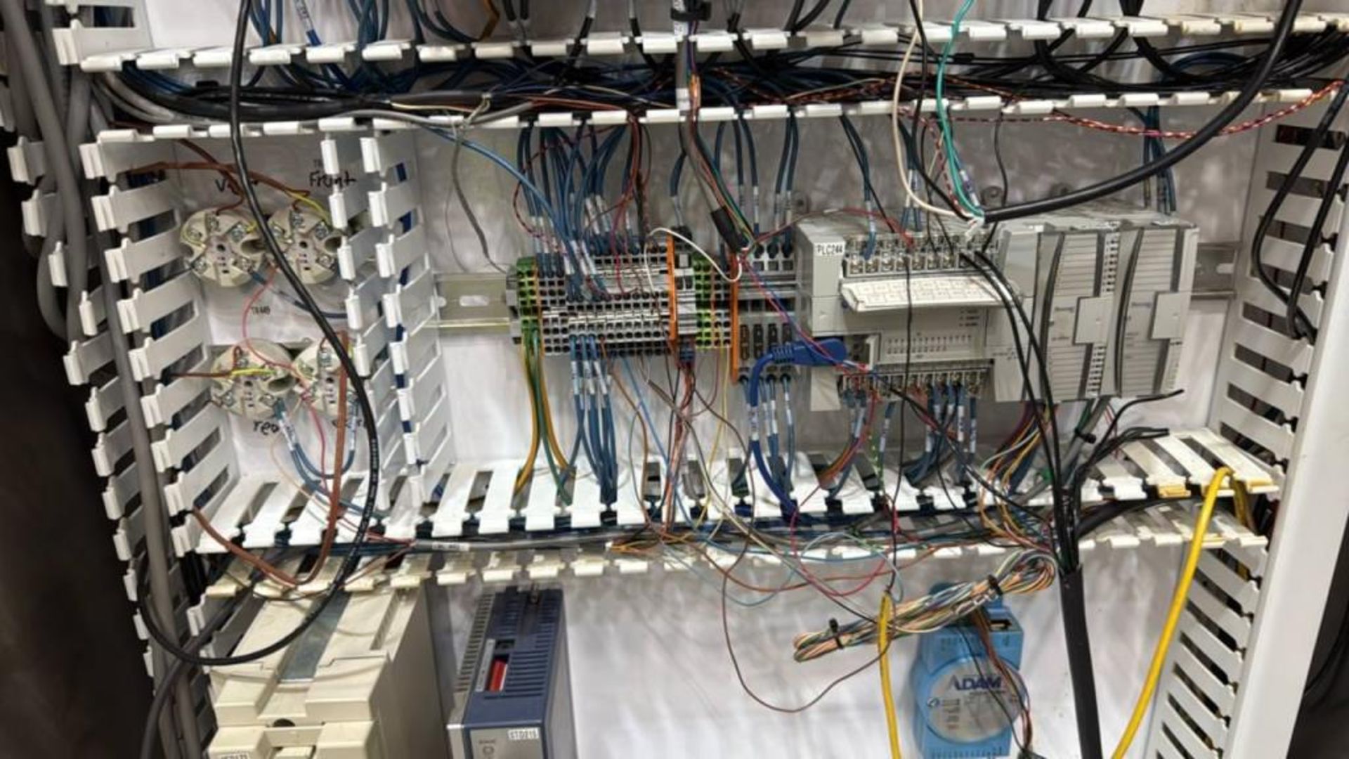 Matrix Vertical Form-Fill-Seal Packaging System - Image 6 of 30