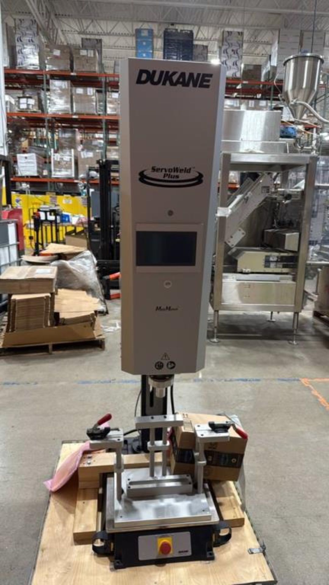 NIB Dukane Model ServoWeld Plus Spin Welder. SN# 21622. HIT# 2519221 ...