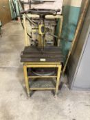 Lassy Tool Co Tapper