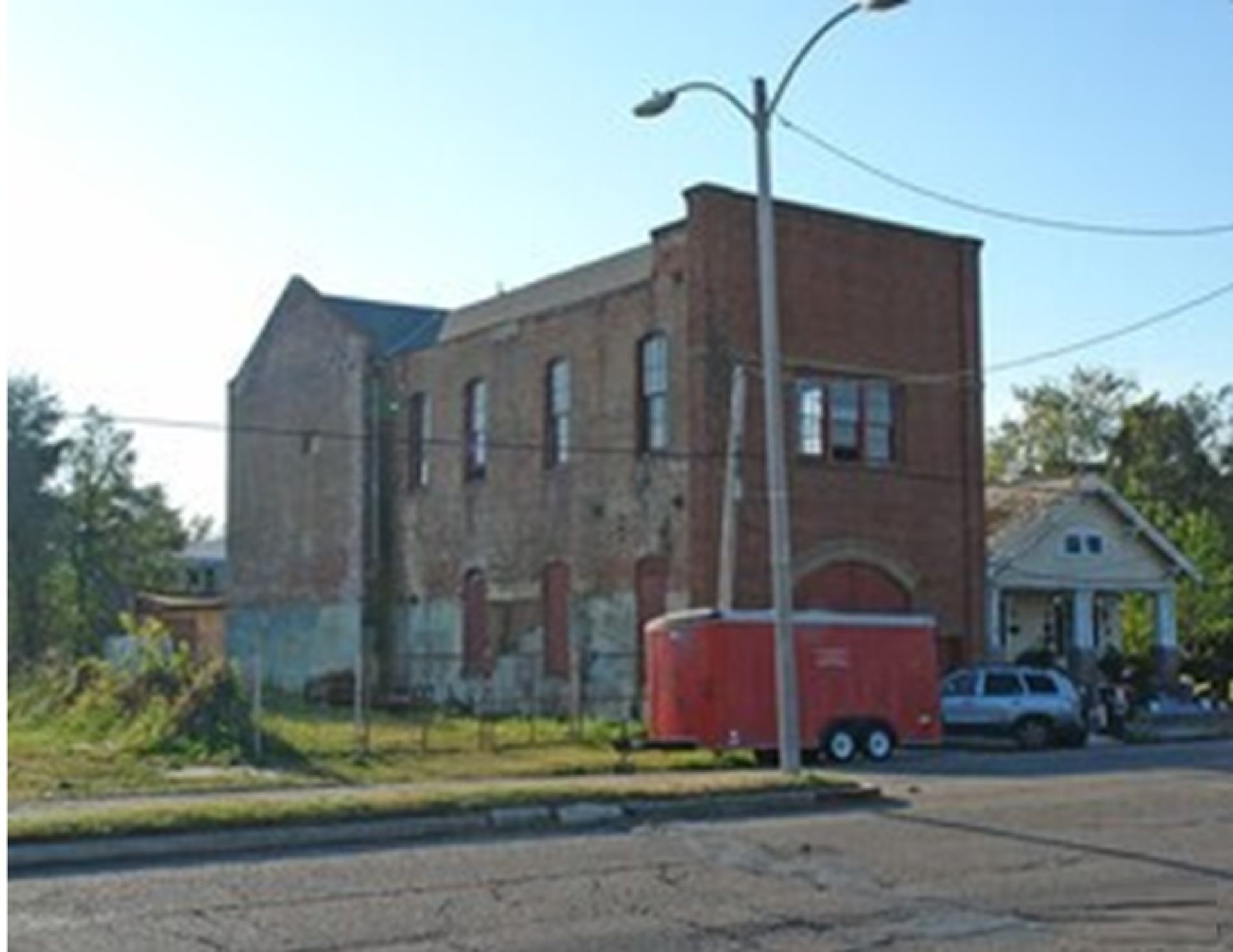 Banksy (British Street Artist, born 1974) - Bild 10 aus 13