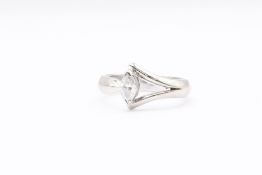 Natural 0.30ct Ring F Colour VS Clarity Marquise Cut - 18kt White Gold