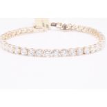 10.00ct Line Bracelet Lab Grown D/F Colour VS1/VS2 Round Brilliant Cut - 9kt Yellow Gold