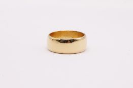22kt Yellow Gold Wedding band 8.4 Grams