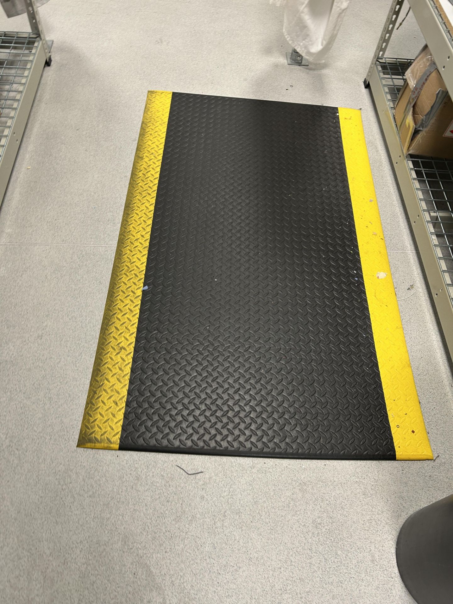 9 No. 1.5m x 0.9m Safety Rubber Floor Mats, as Lotted
