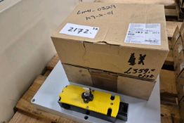 NEW - 2 x Safety Magnet Interlock Switches Siemens 3SE5312-0SE11