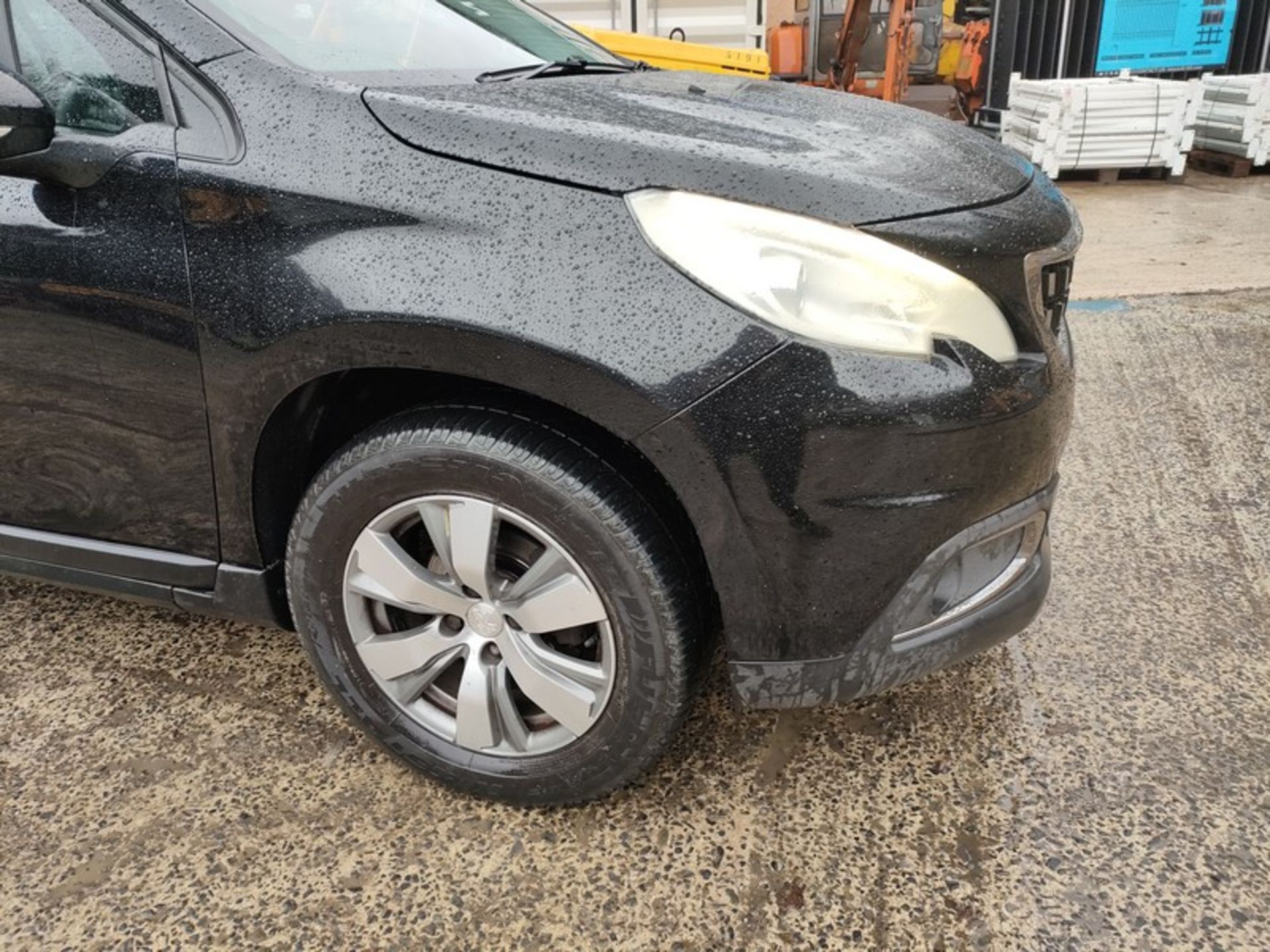 16/16 PEUGEOT 2008 ACTIVE BLUE HDI 1560cc 5 Speed Manual Diesel 5 Door Hatchback Black 126K EA16DMZ - Image 3 of 51